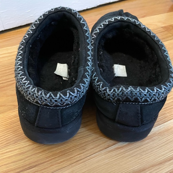 Ugg Tasman Black Slippers Size 9 - Picture 3 of 7